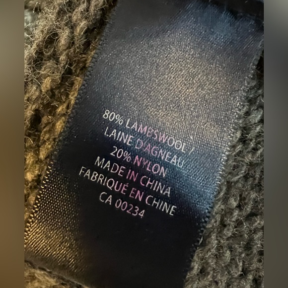 Hudson North Lambswool Sweater - Picture 6 of 7